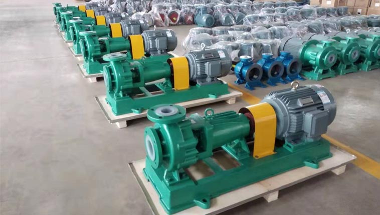 South African customers buy back 7 large PTFE lined centrifugal pumps