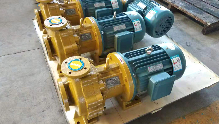 IMD horizontal FEP lined magnetic pump