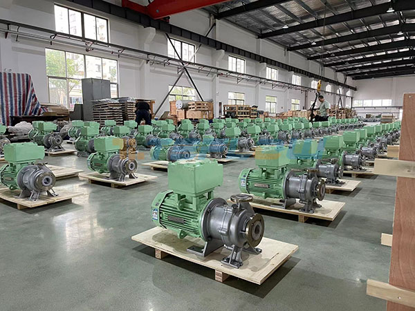 stainless steel lined fluorine magnetic pumps