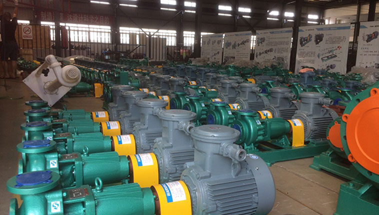 Tenglong pump valve more than 100 sets of fluorine-lined magnetic pump, fluorine-lined centrifugal pump delivery.
