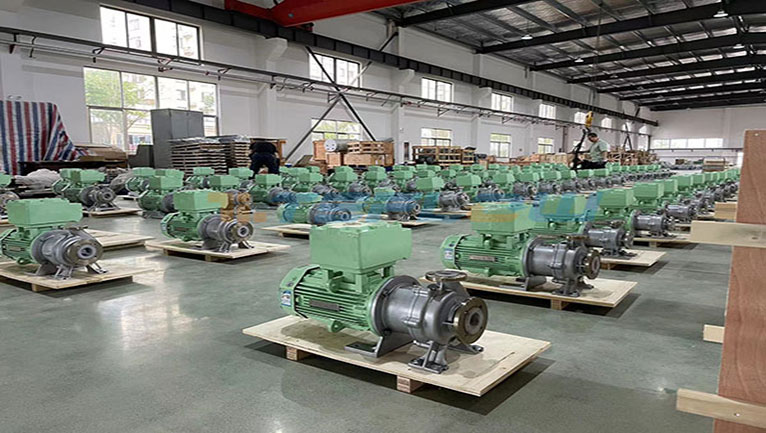 128 stainless steel lined fluorine magnetic pumps exported to Brazil
